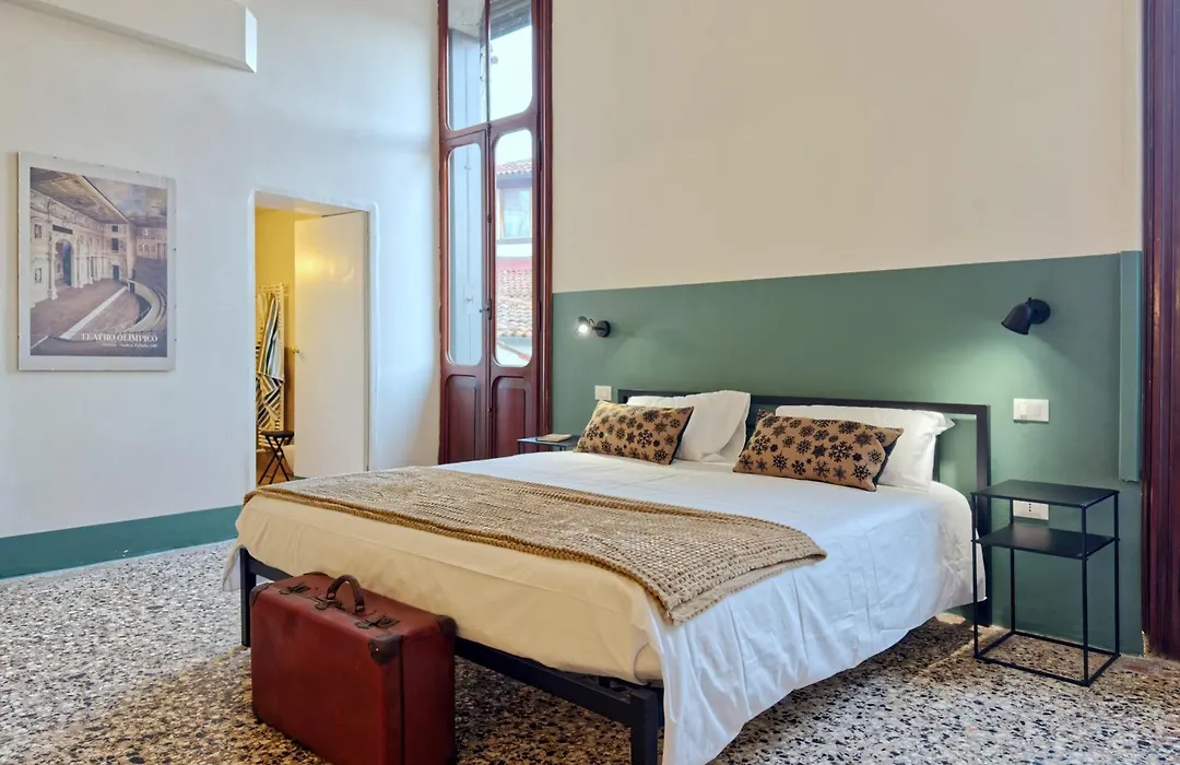 Basilica Palladiana Central&Cozy Apartment!-1