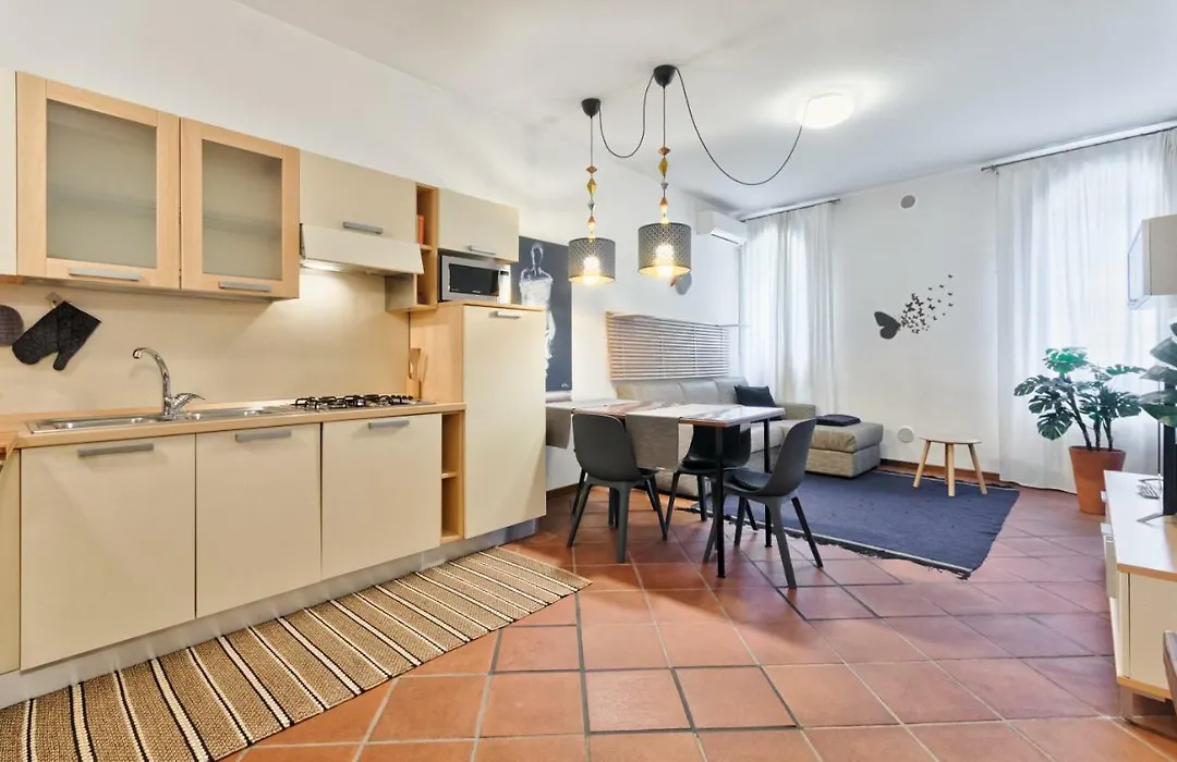 Casa Monza-1