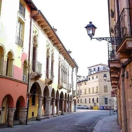 Ponte Degli Angeli Studio Apartment-2