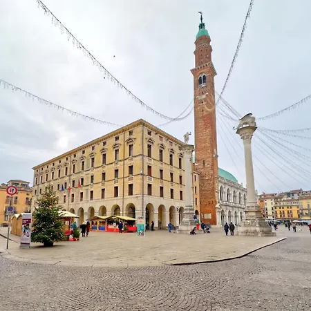 Basilica Palladiana Central&Cozy Apartment!-3