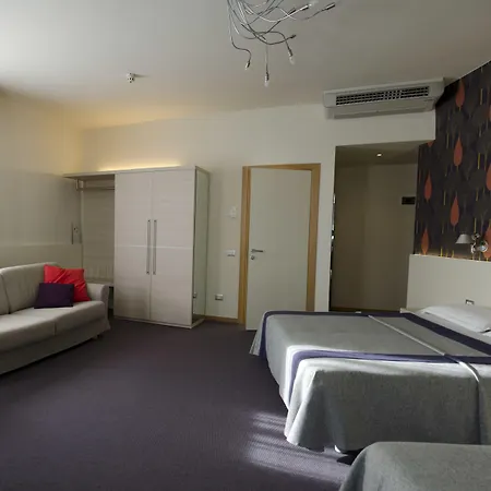 Key Hotel-3