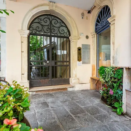 Piazzetta Palladio Romantic Studio-2